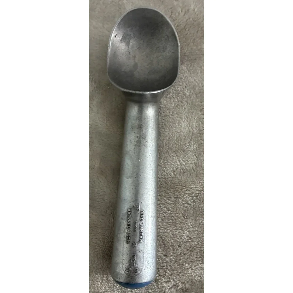 Zeroll Ice Cream Scoop #12 Blue Cap Aluminum Vintage Farmhouse Rustic